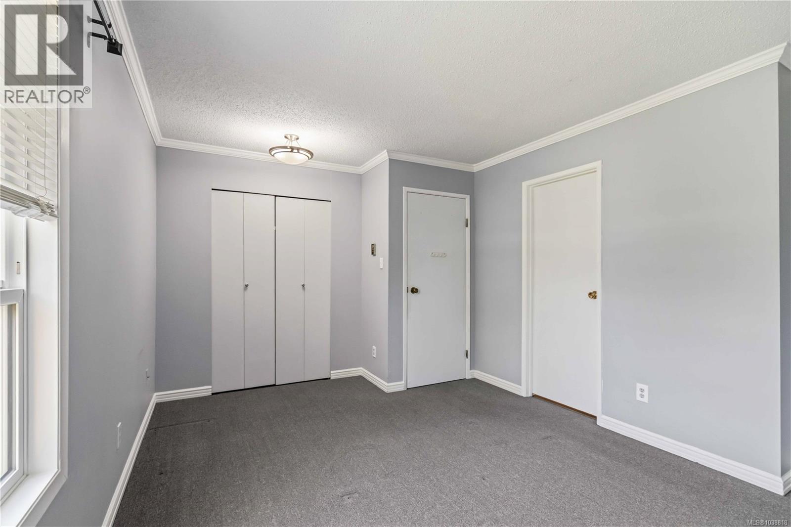 #217 900 Tolmie Ave - 24