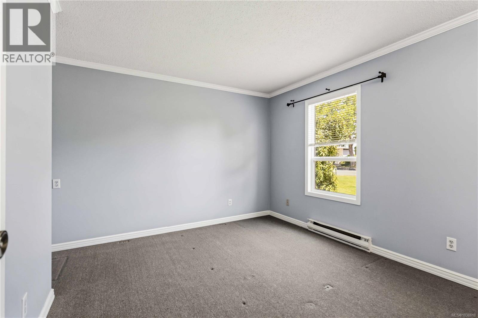 217 900 Tolmie Ave, Saanich