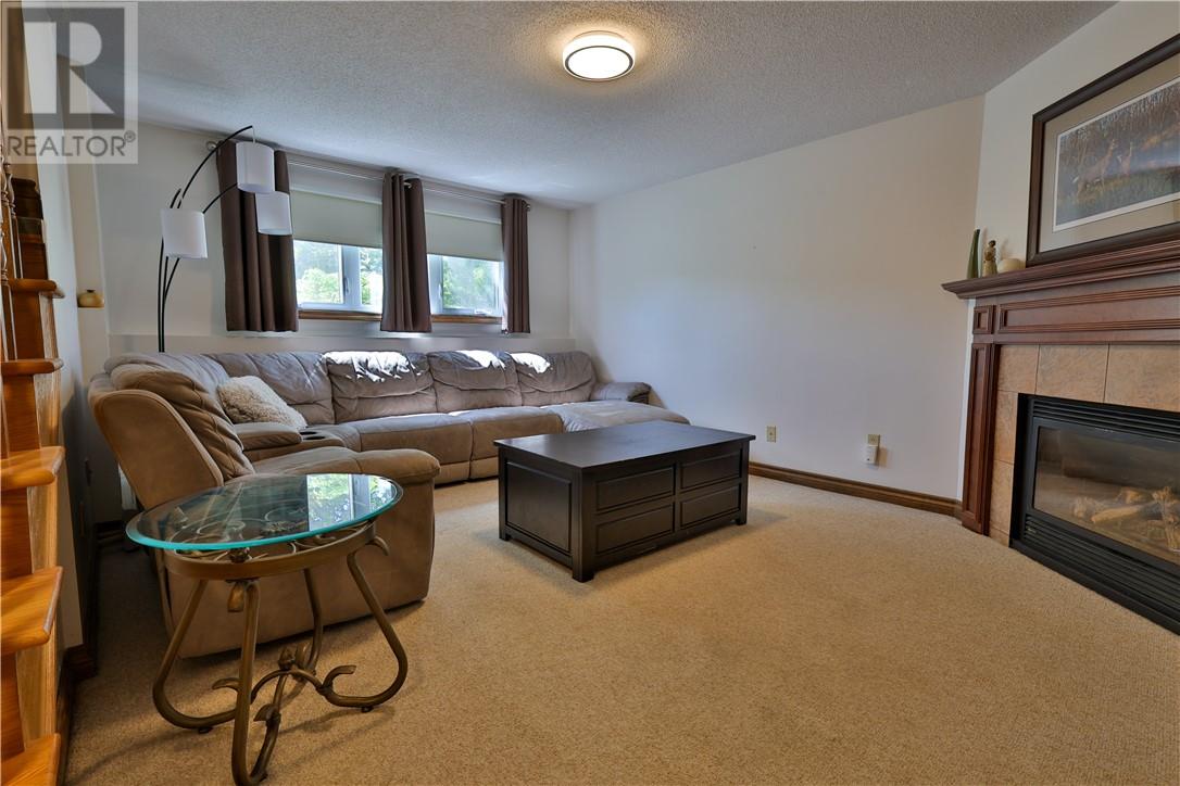 1800 Gemini Crescent - 12