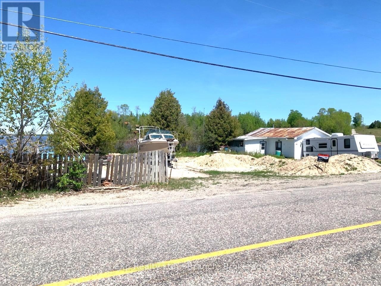 7650 FREDERICK HOUSE LAKE ROAD - 8