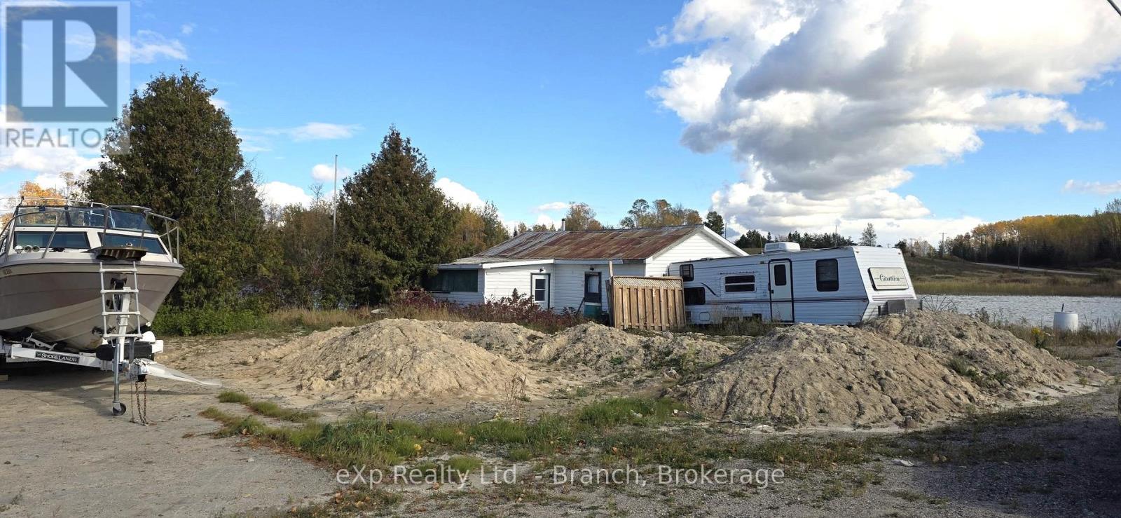 7650 FREDERICK HOUSE LAKE ROAD - 5