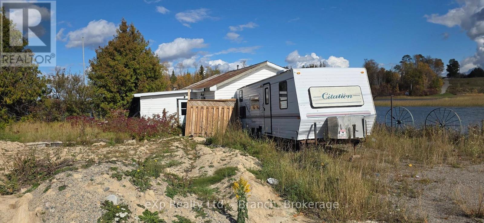7650 FREDERICK HOUSE LAKE ROAD - 7