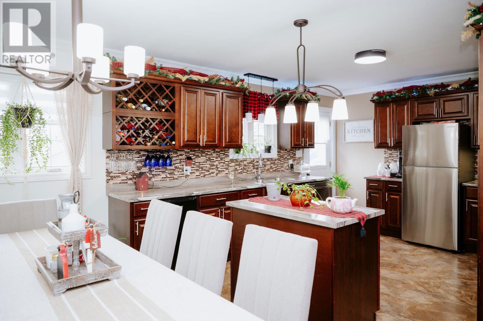 13 Lewington Place - 12