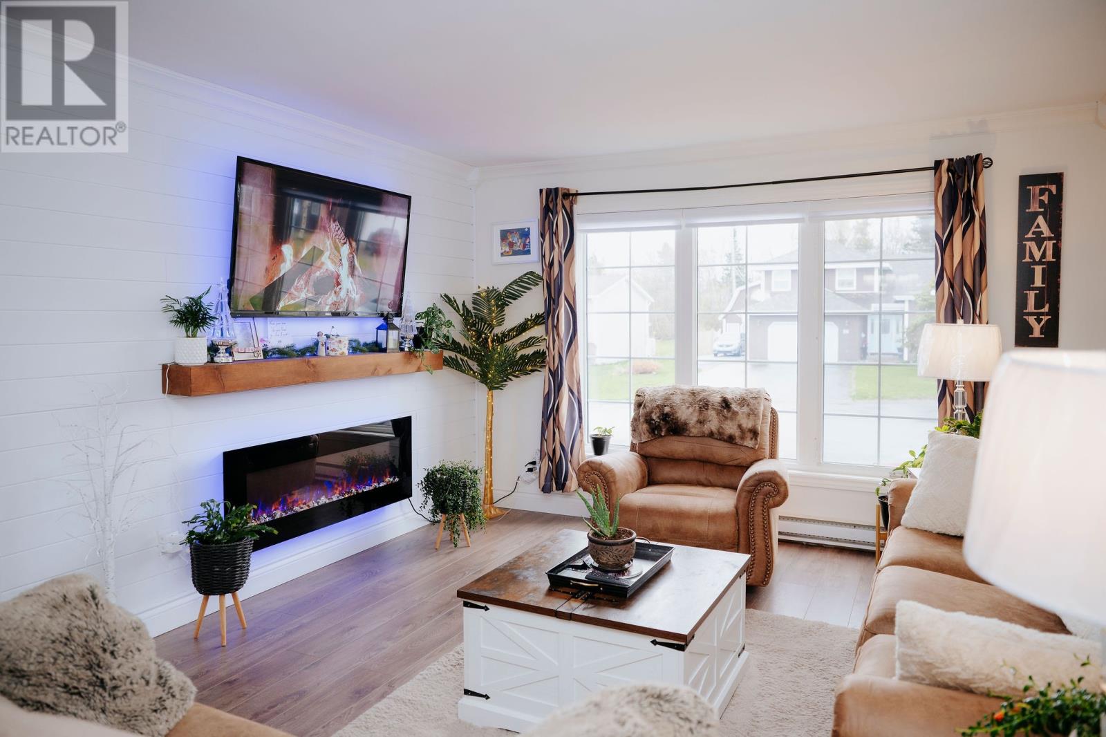 13 Lewington Place - 2