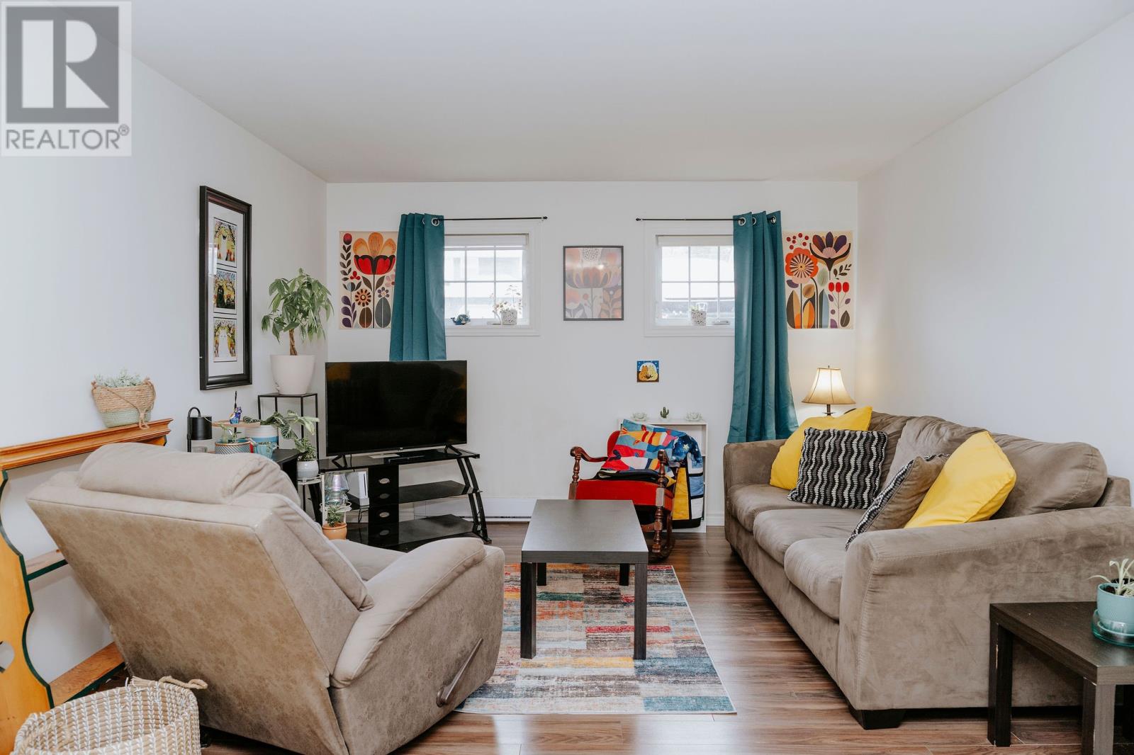13 Lewington Place - 25