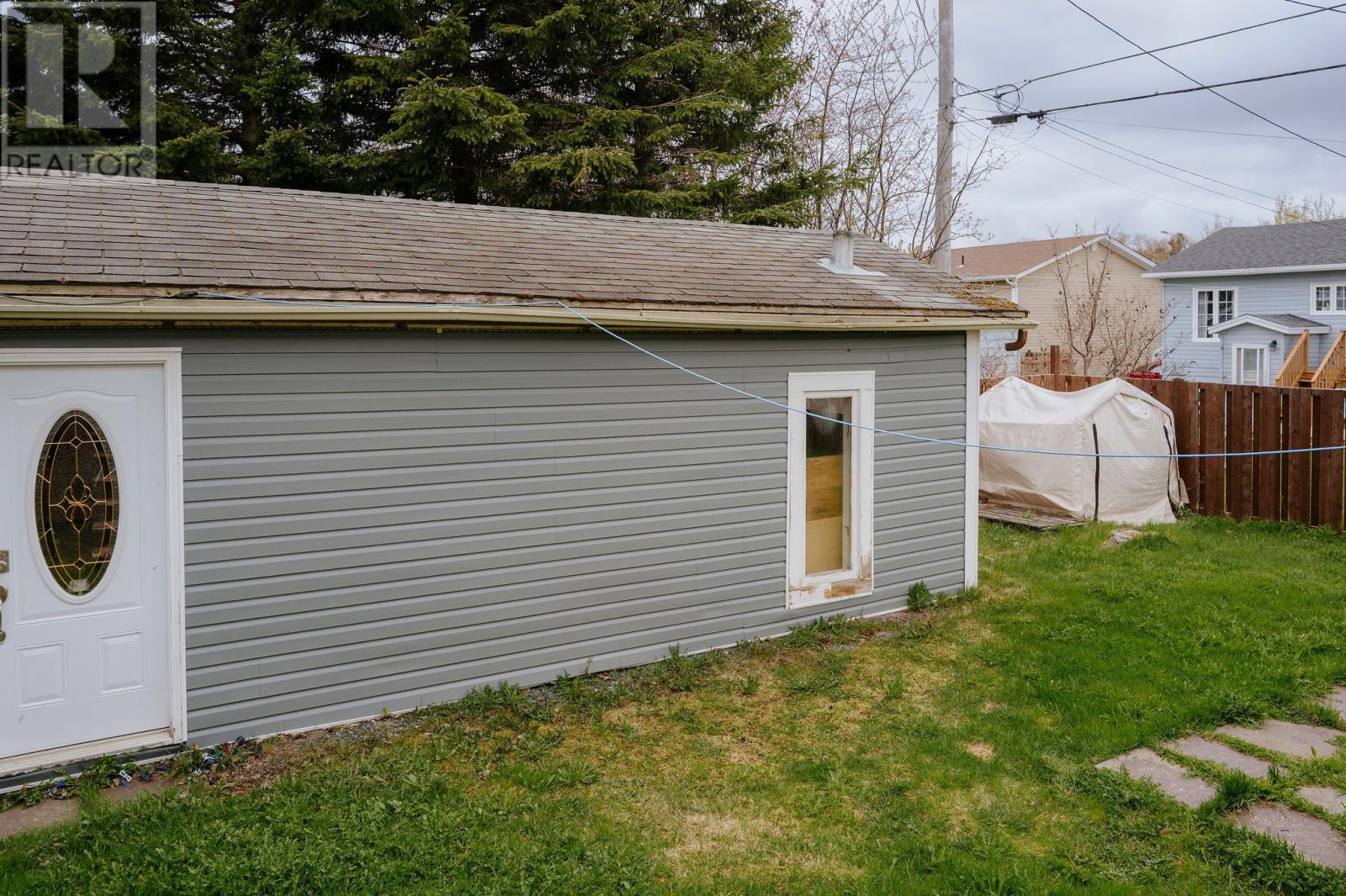 13 Lewington Place - 41
