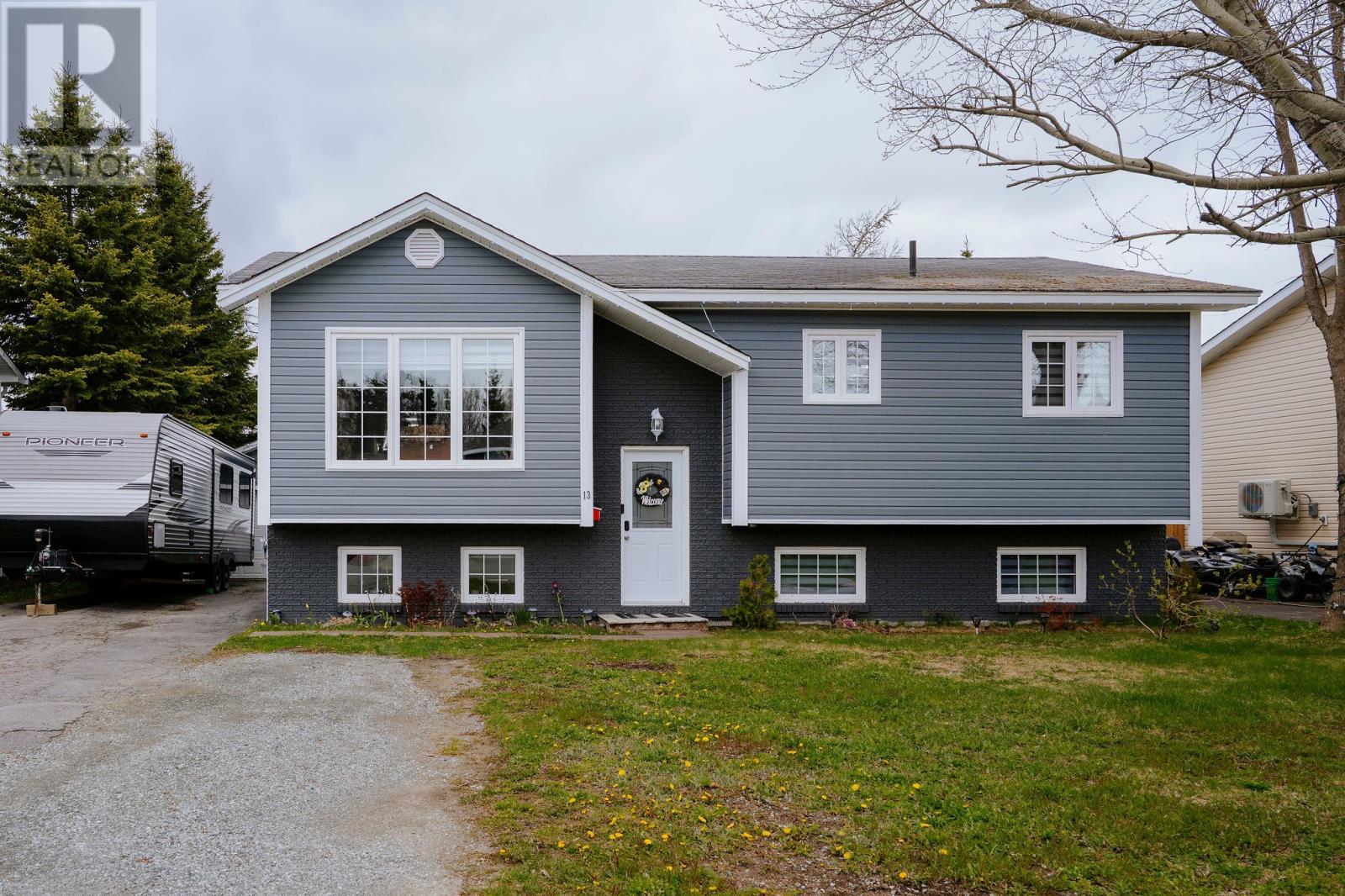 13 Lewington Place - 43