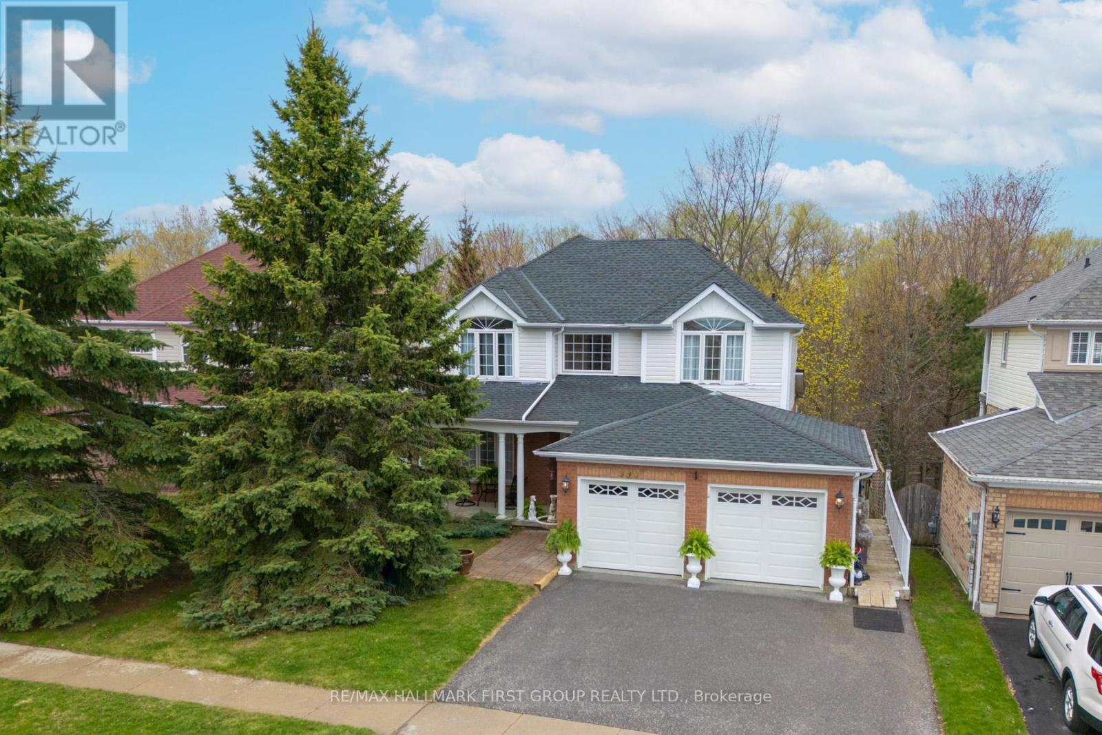 990 GLENBOURNE DRIVE - 12