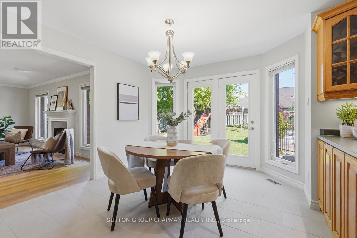 110 GREEN HEDGE LANE - 13