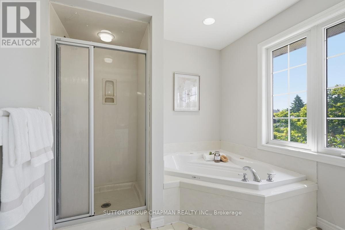 110 GREEN HEDGE LANE - 29