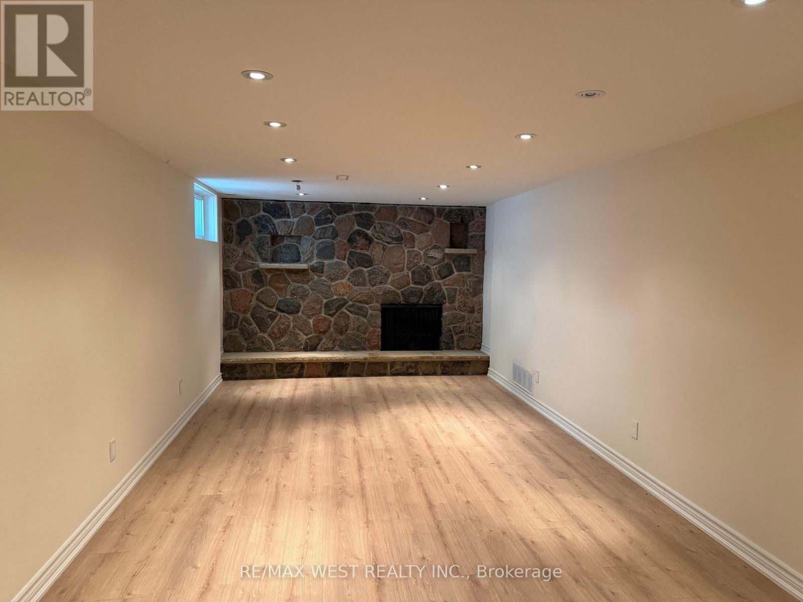 51 WINTERTON DRIVE - 16