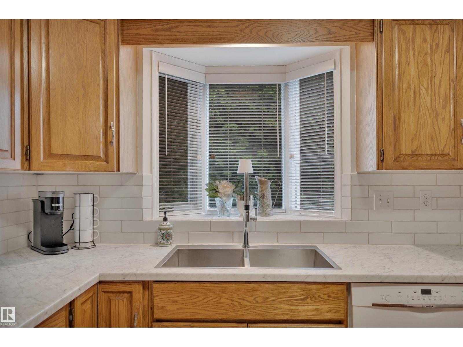 10219 174 AV NW - 13