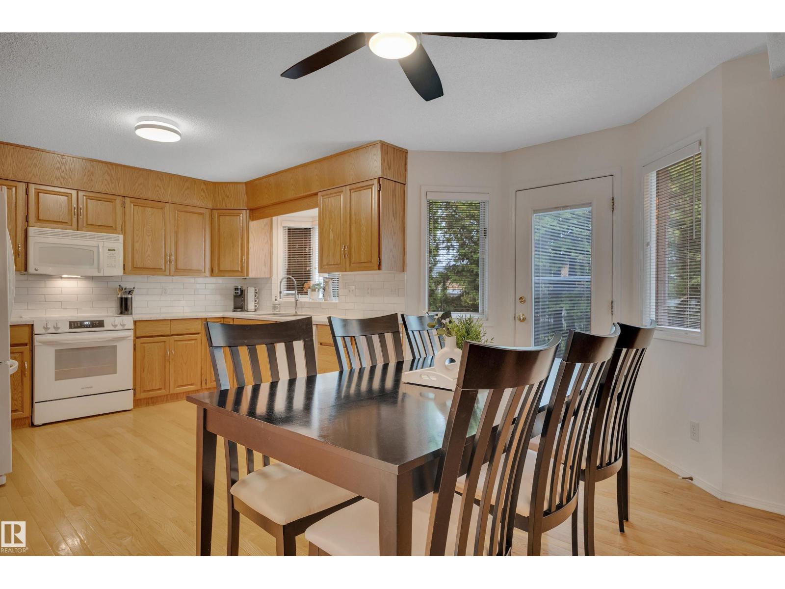 10219 174 AV NW - 15