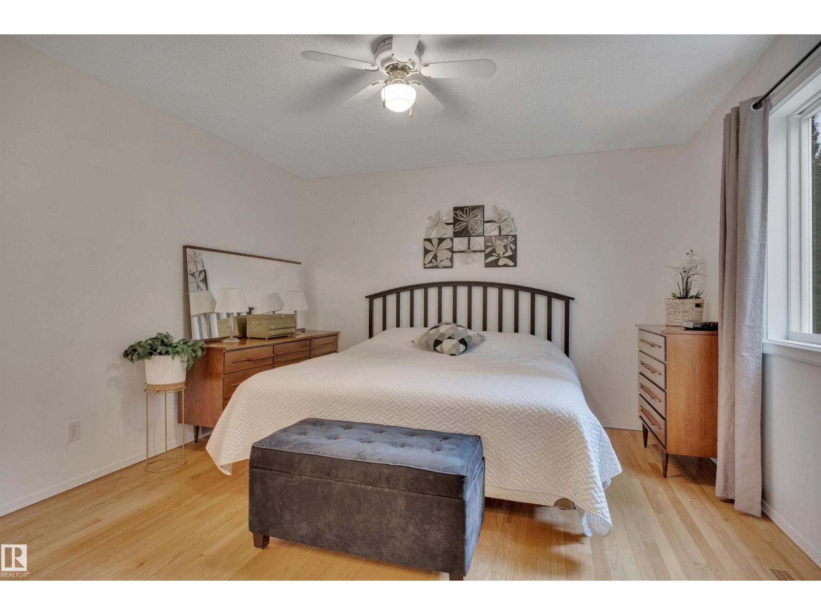 10219 174 AV NW - 29