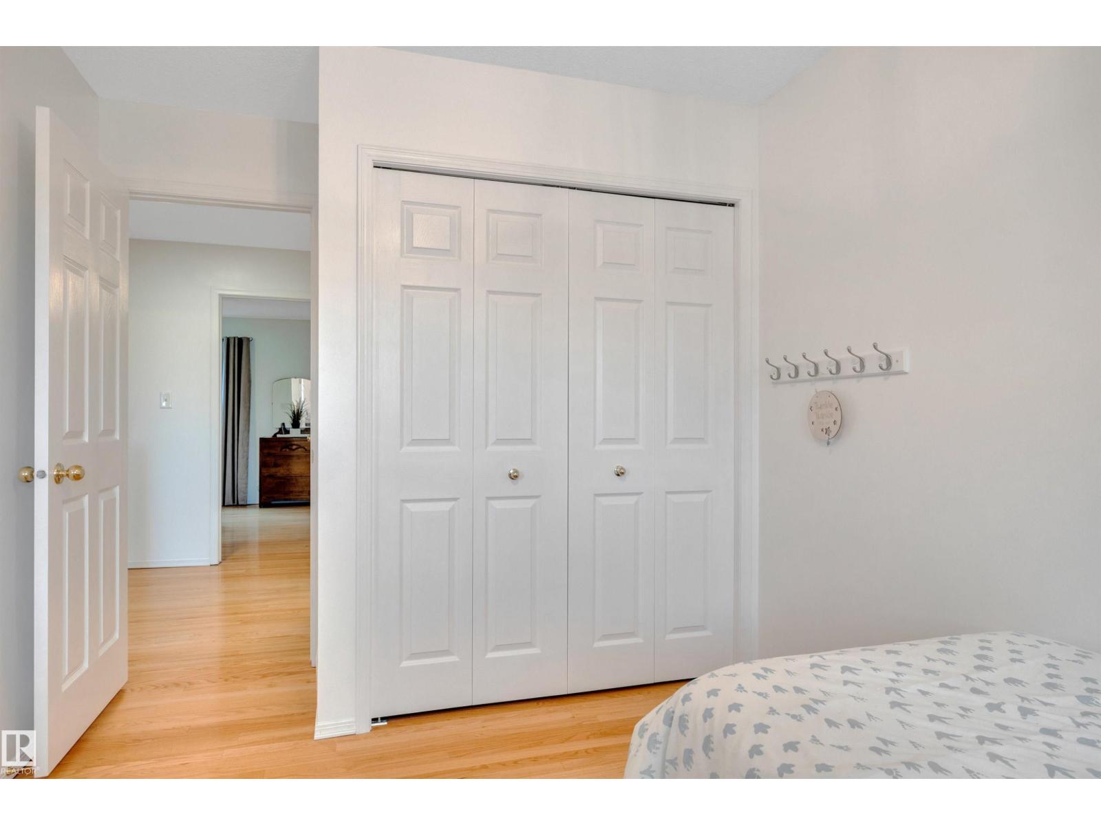 10219 174 AV NW - 38