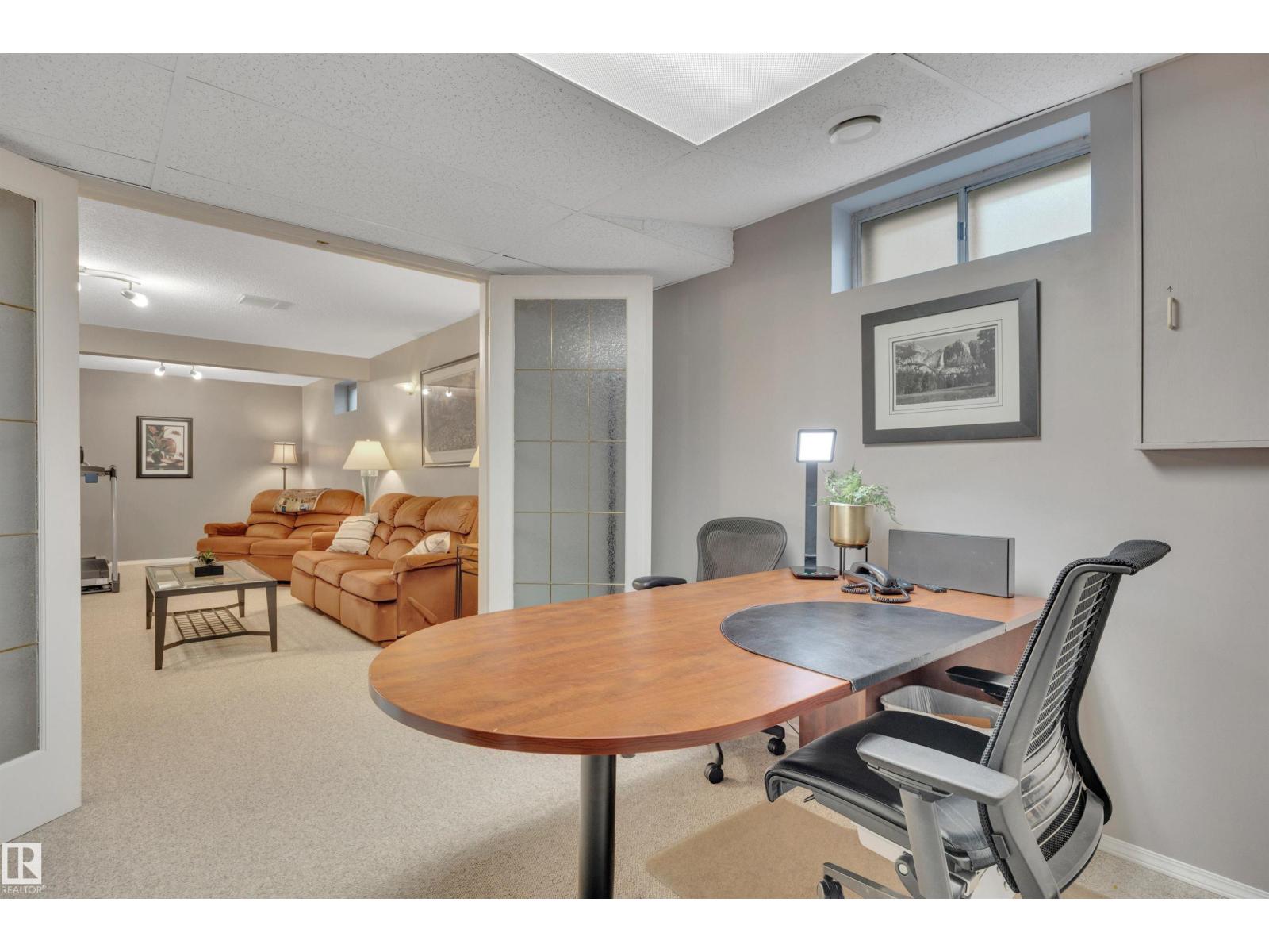 10219 174 AV NW - 45