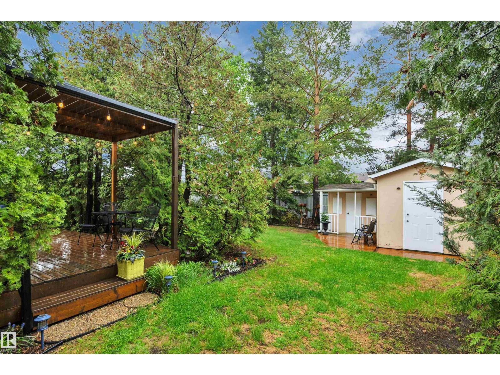 10219 174 AV NW - 53
