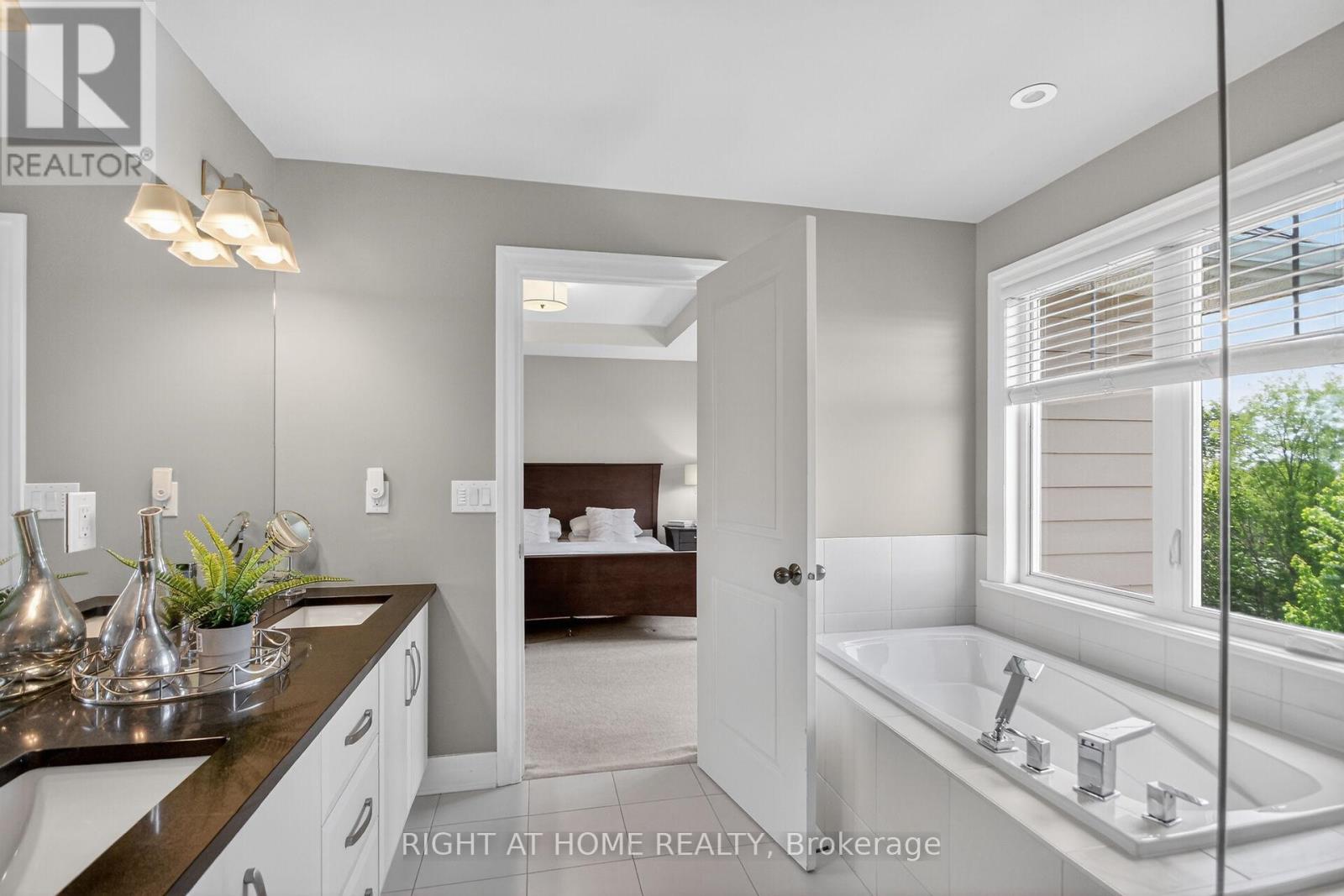 198 GRAINSTONE WAY - 20