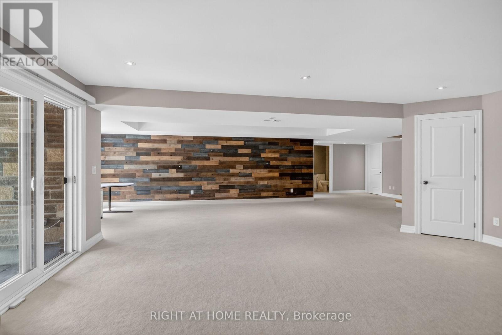 198 GRAINSTONE WAY - 30