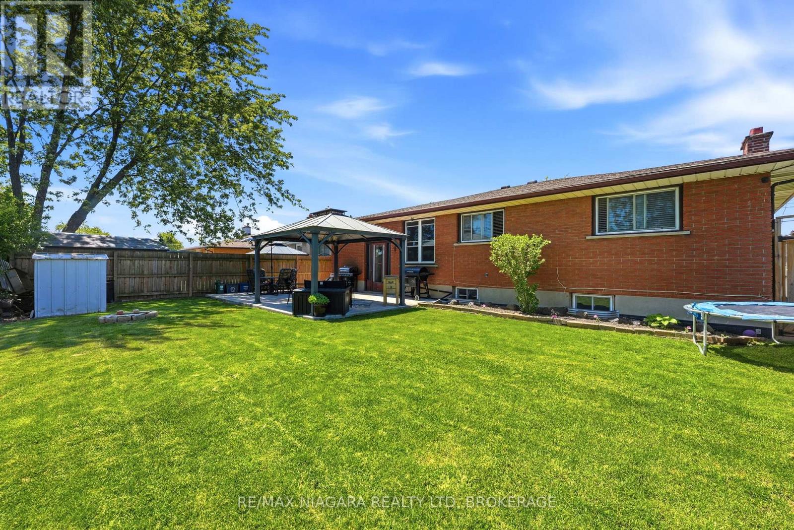 230 WELLINGTON STREET - 30