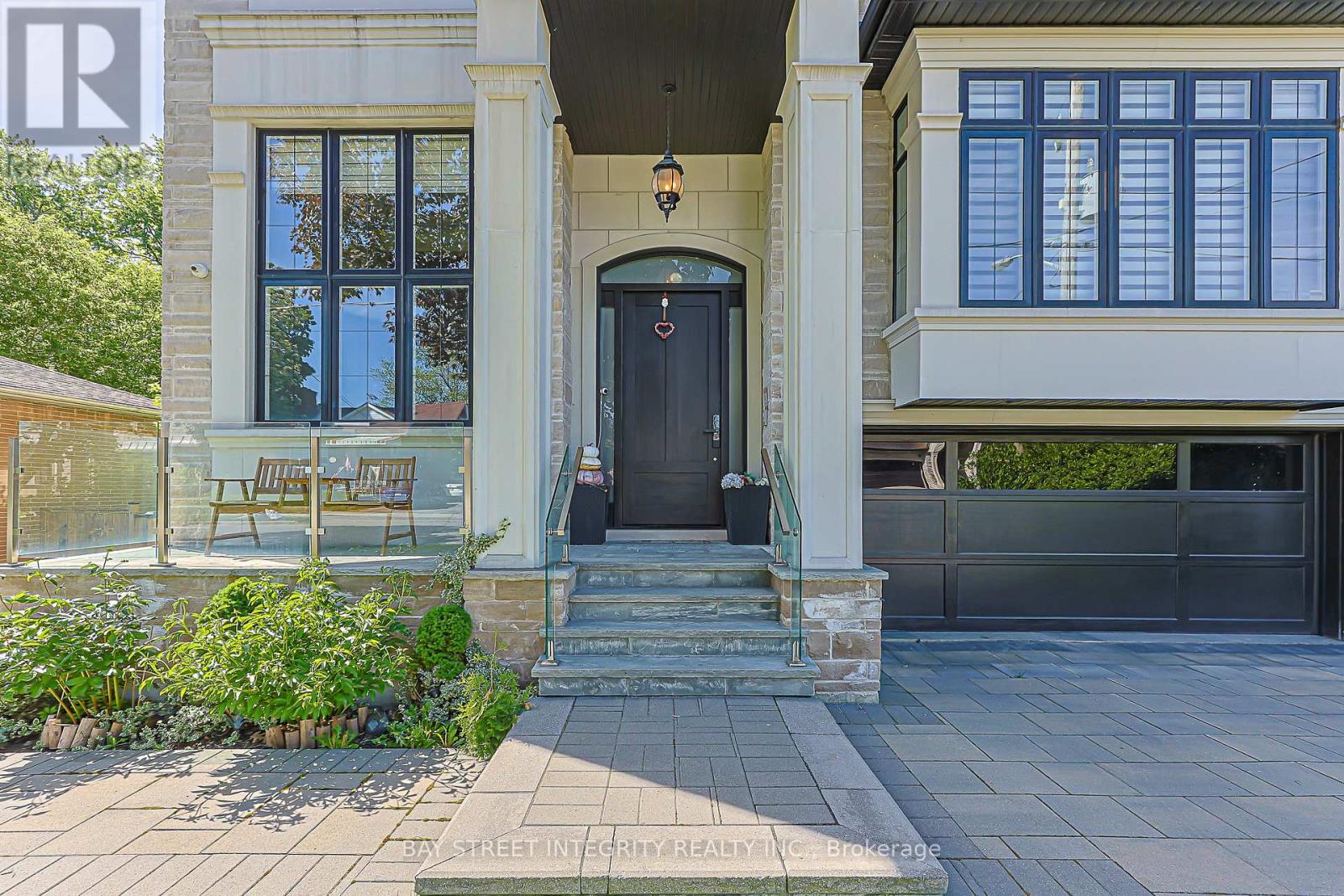 151 HORSHAM AVENUE - 3