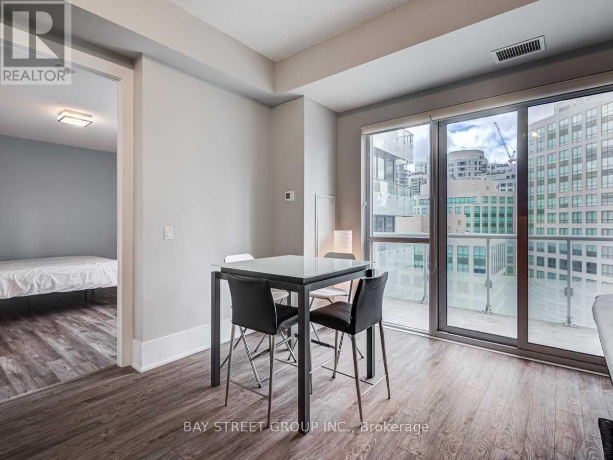 #1117 20 JOHN STREET - 8