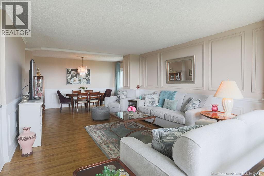 #702 310 Woodward Avenue - Image 3