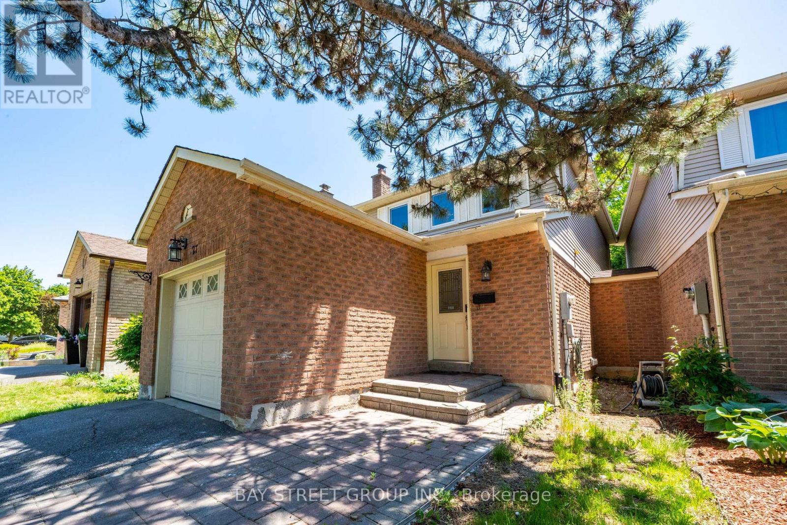 27 VANESSA ROAD - 36