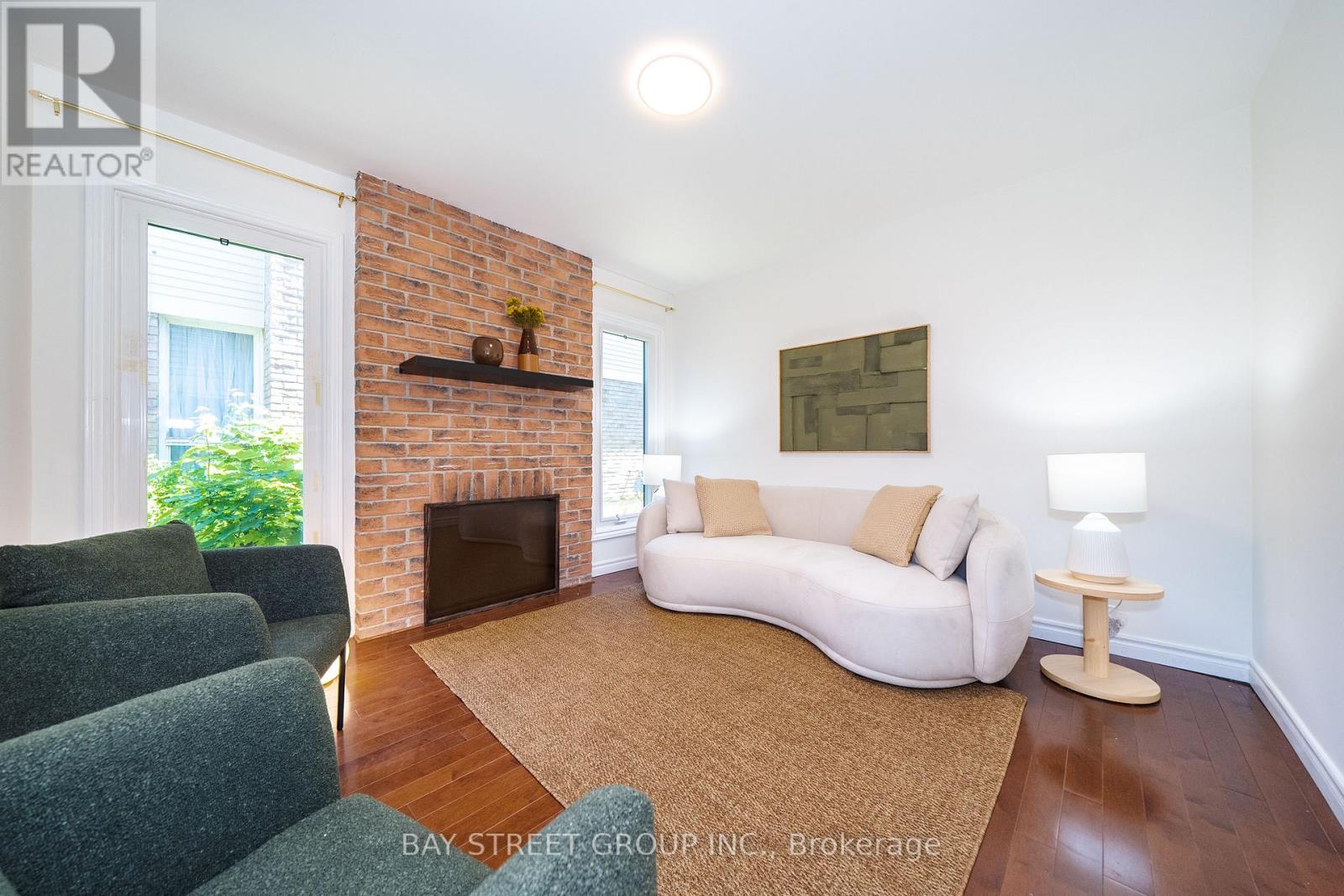 27 VANESSA ROAD