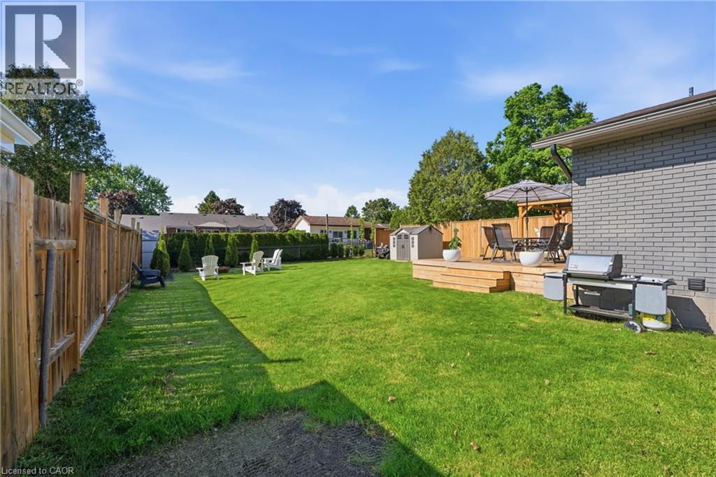 4-bedroom home for sale at 6 MCCAMMON Street, Paris ON · photo 38 of 47
