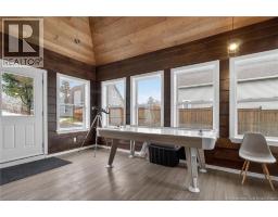 1828 Amirault Street, photo 3