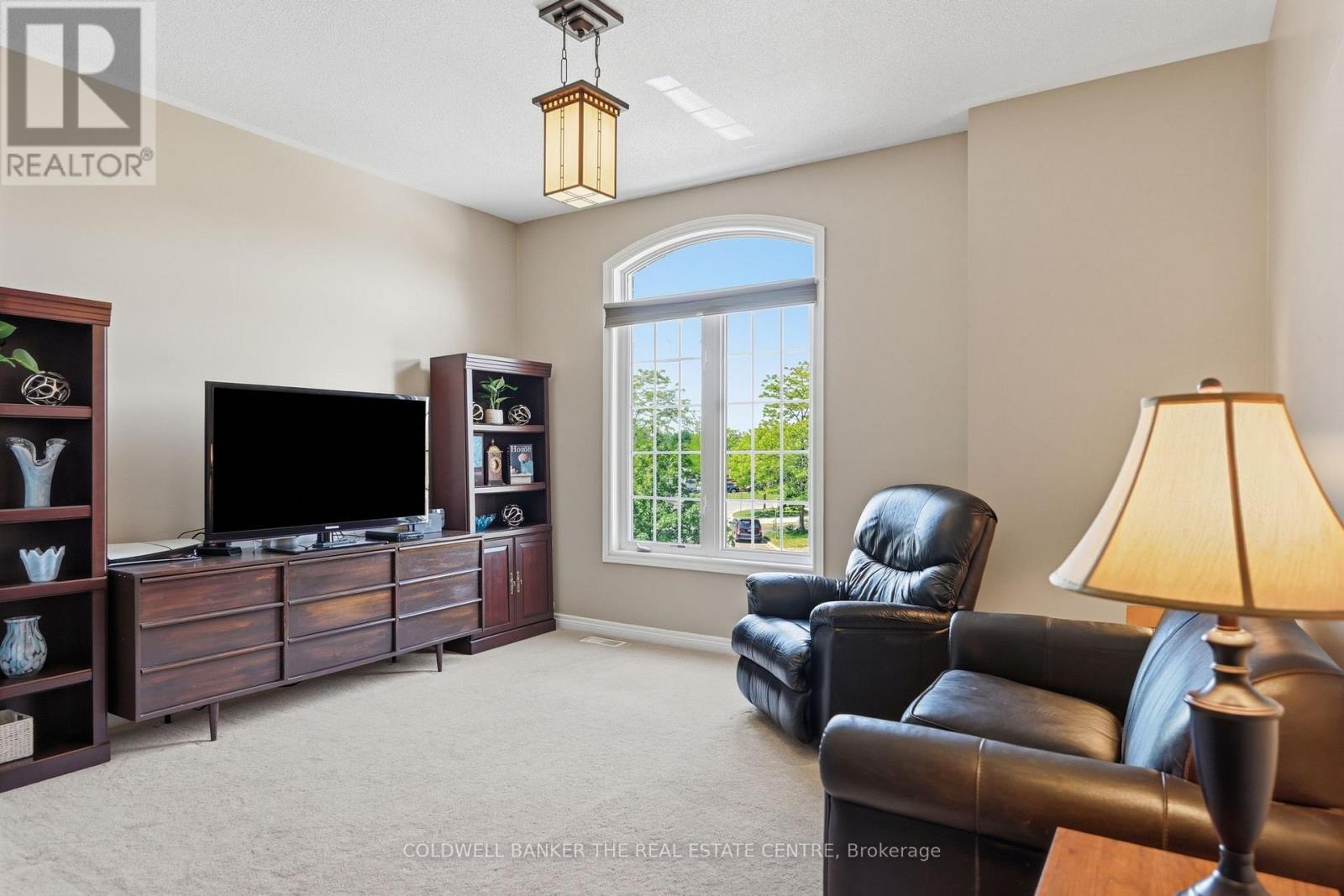 11 CRANNYFIELD DRIVE - 15