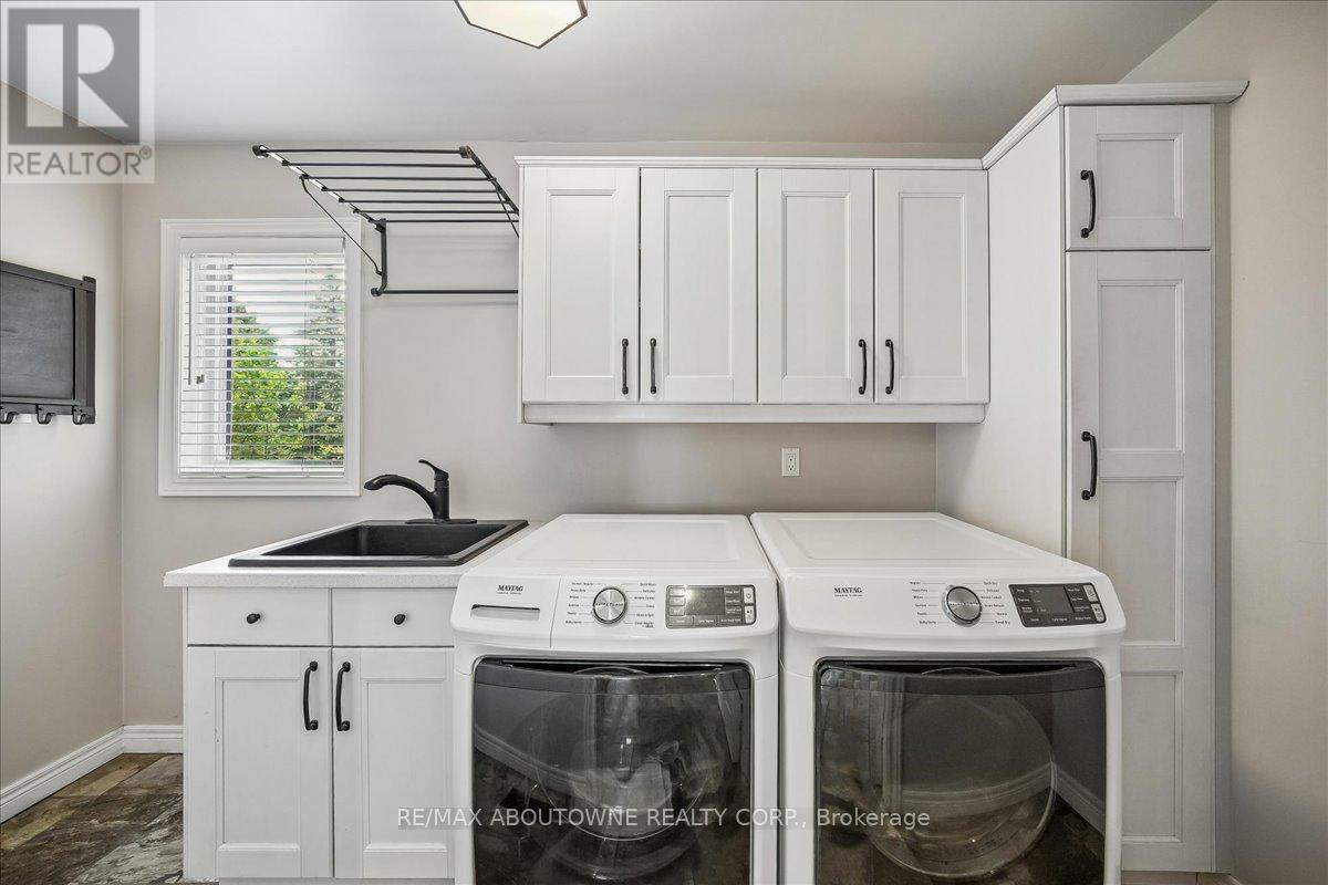 1053 OLD OAK DRIVE - 14