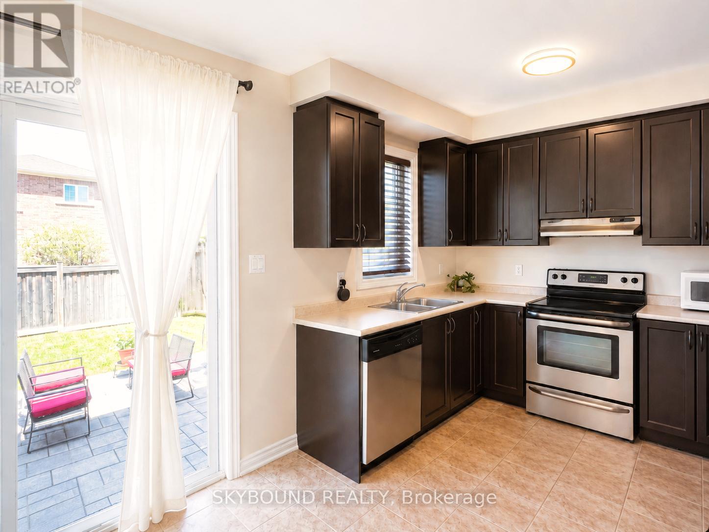 687 MEGSON TERRACE - 12