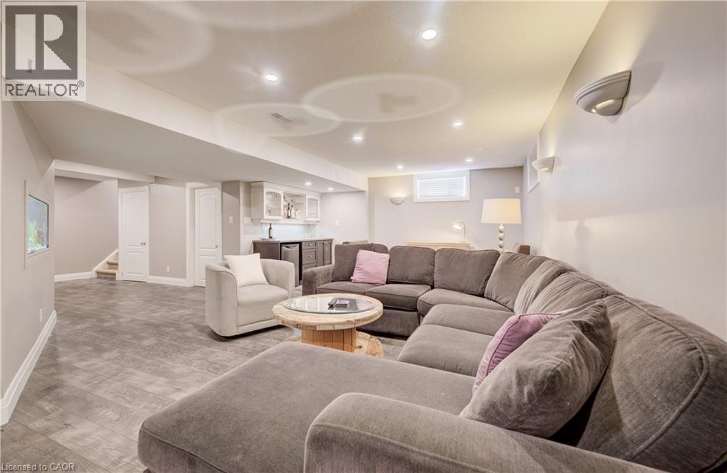 110 LASCHINGER Boulevard - 35