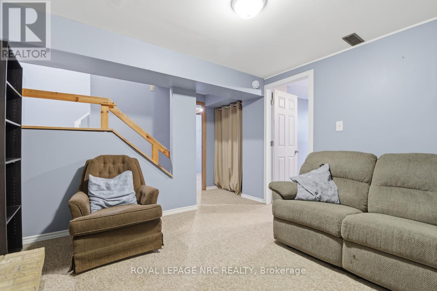 54 MERRITT CRESCENT - 20