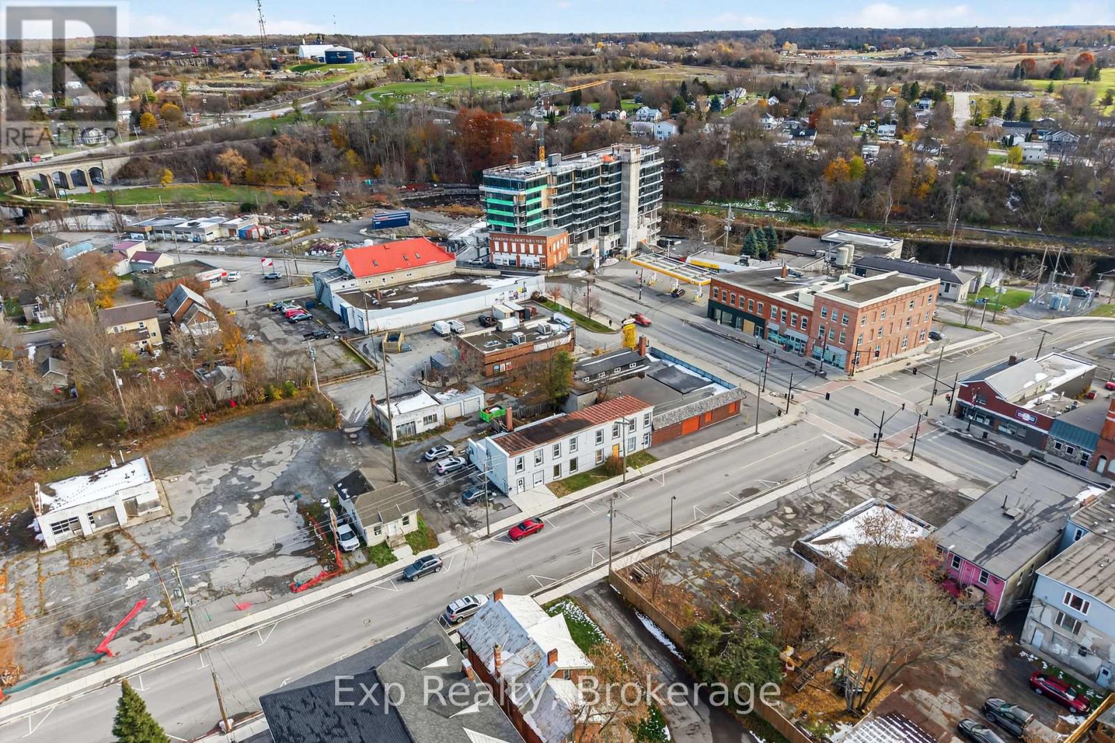 113 EAST STREET E - Image 22