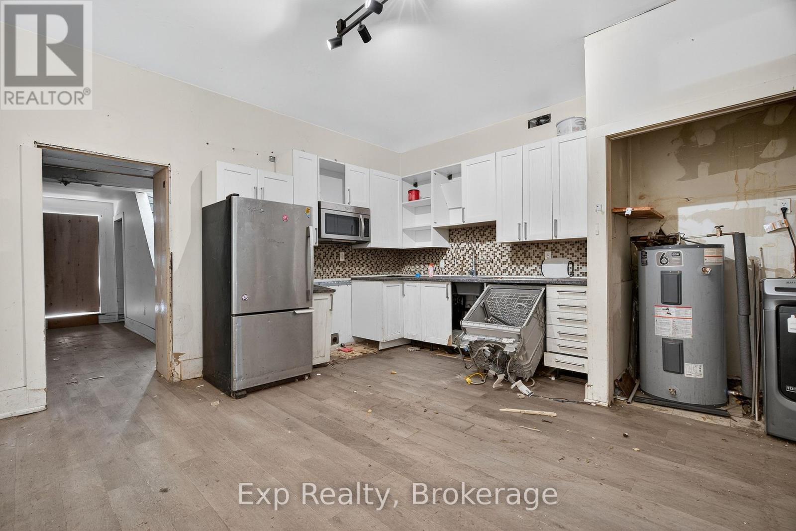 113 EAST STREET E - 8