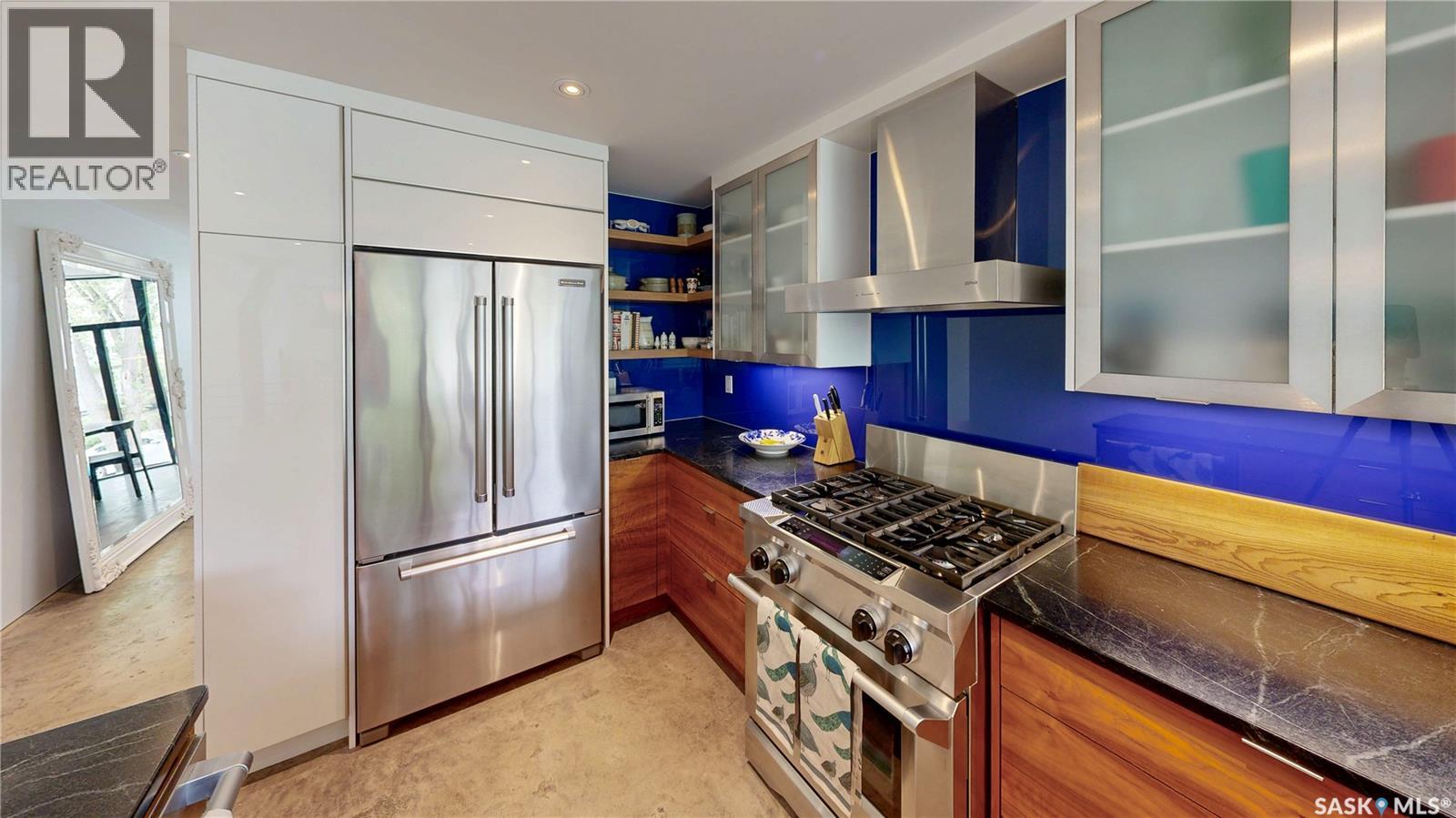 130 Connaught CRESCENT - 11