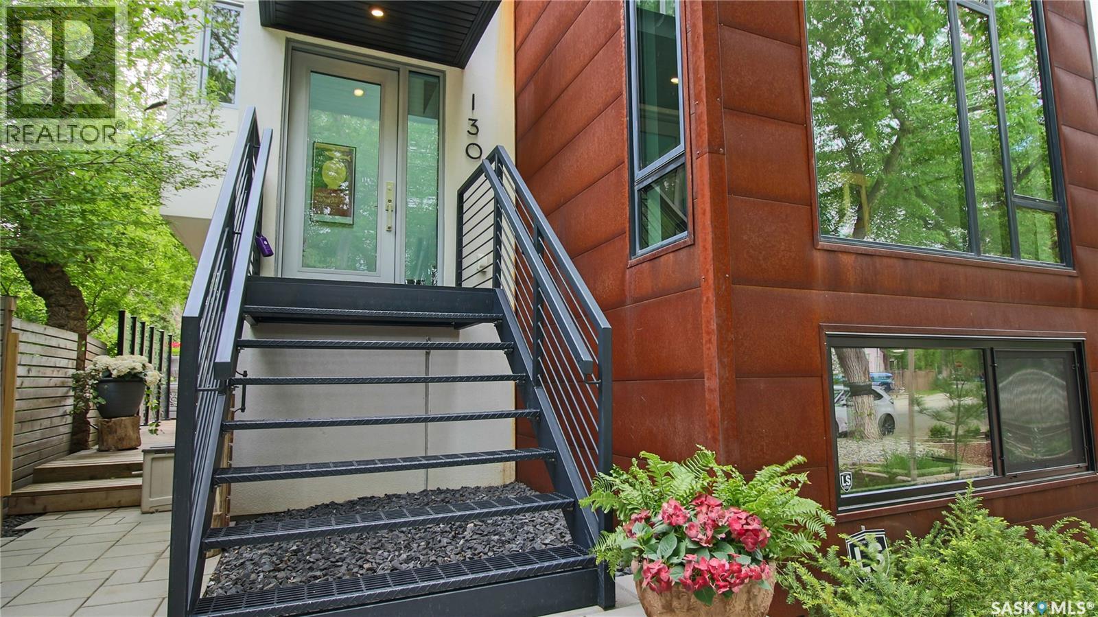 130 Connaught CRESCENT - 3