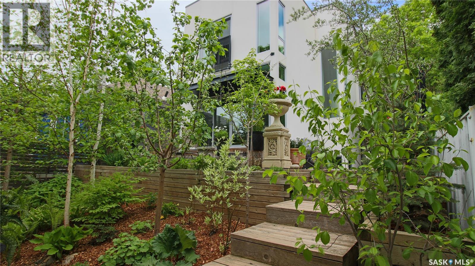 130 Connaught CRESCENT - 57