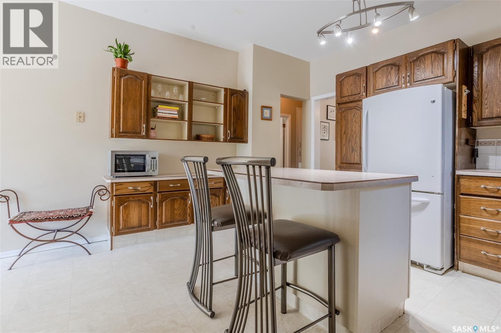 618 3rd STREET E - 16
