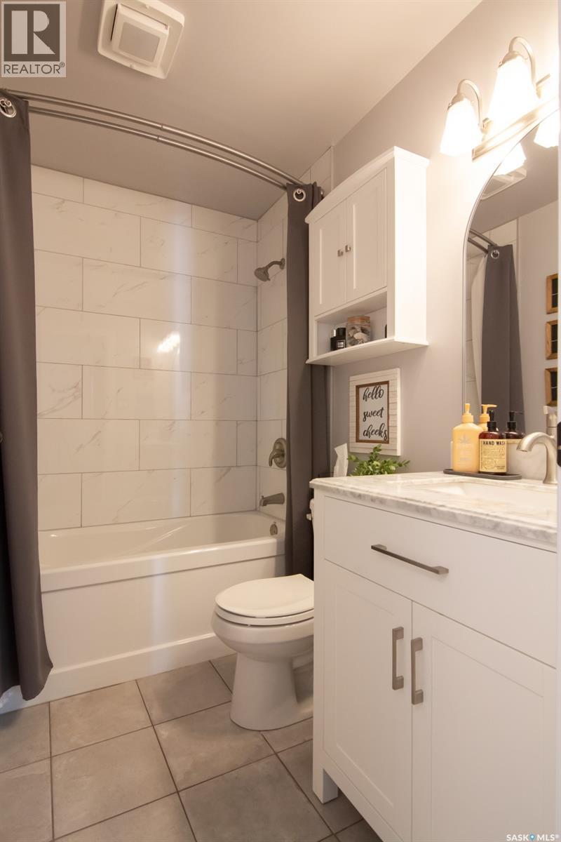 266 Albany CRESCENT — photo 11