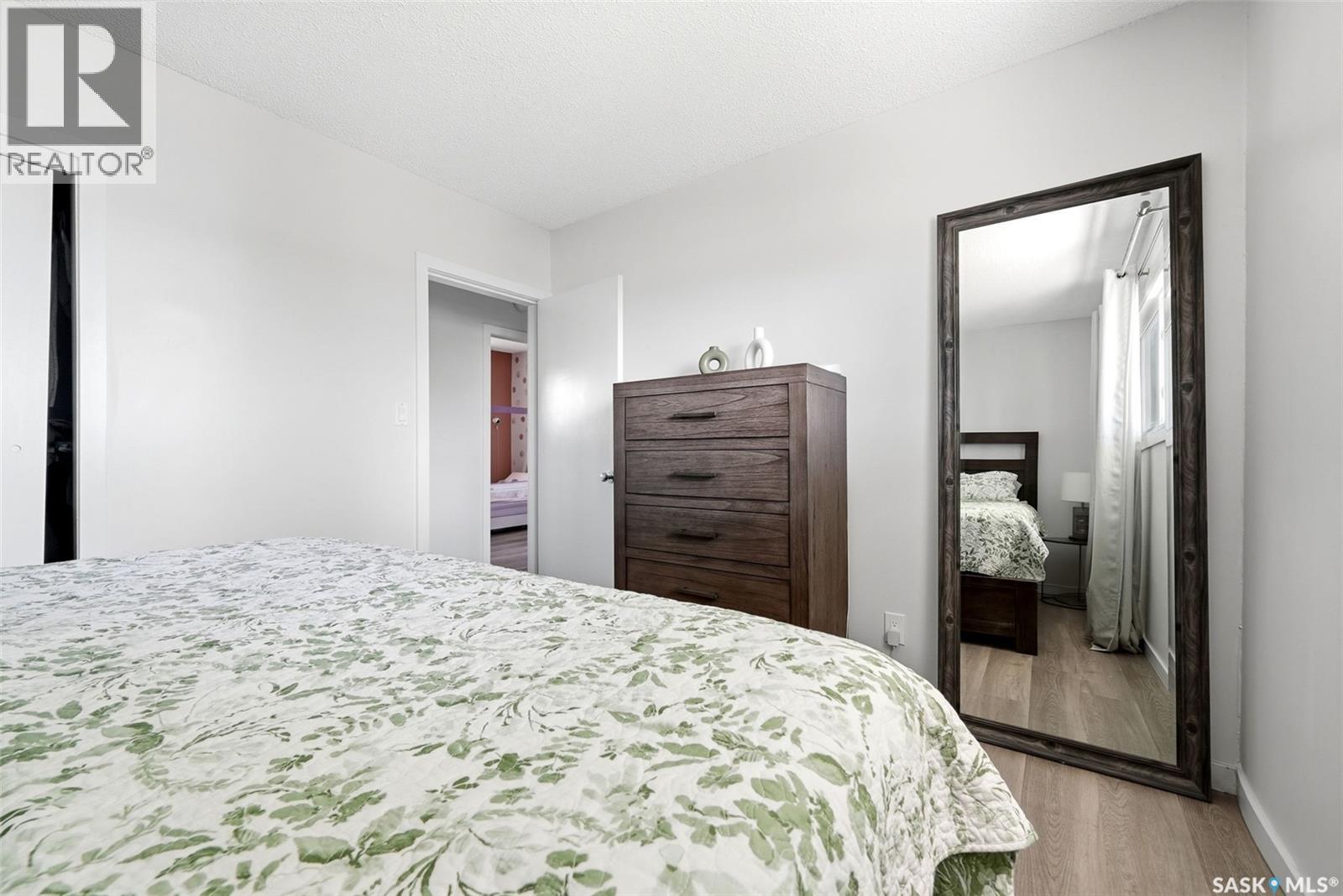 28 Cameron CRESCENT - 15