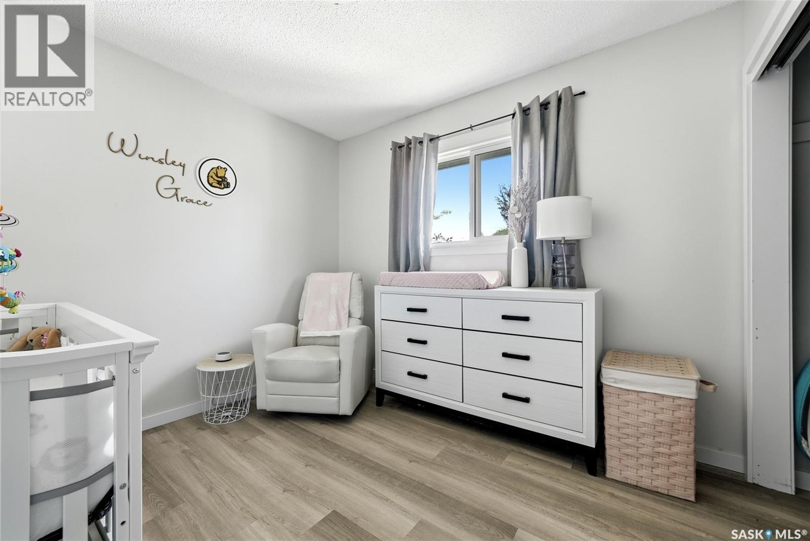 28 Cameron CRESCENT - 19