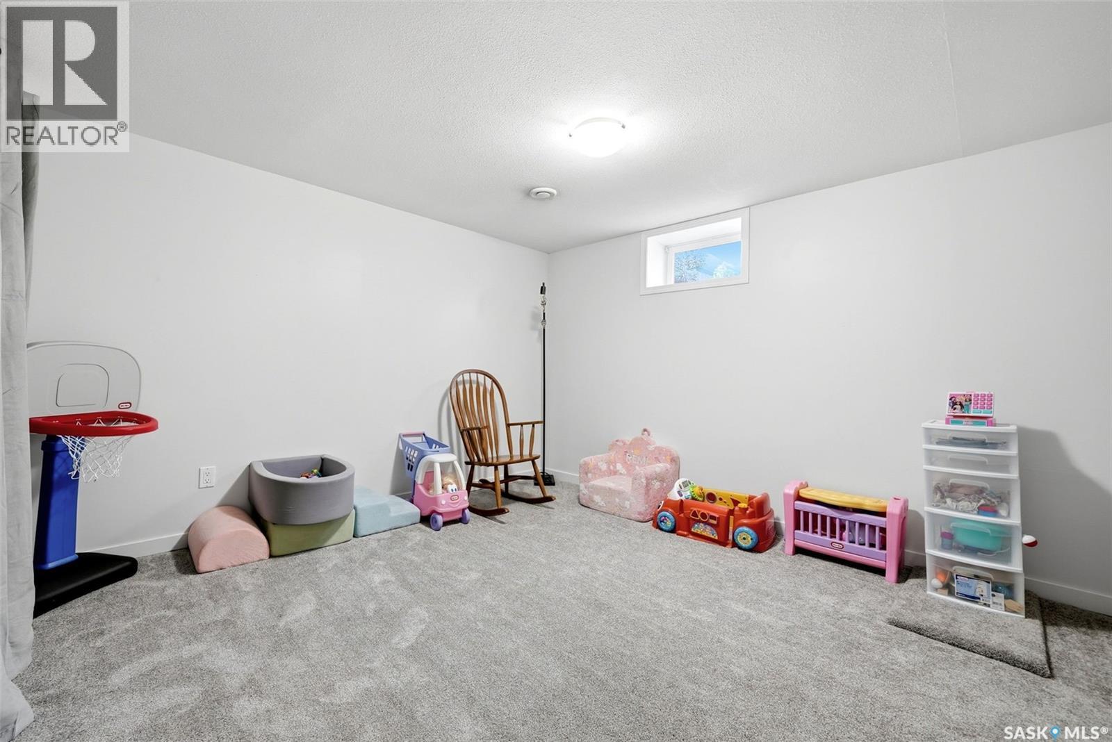 28 Cameron CRESCENT - 25