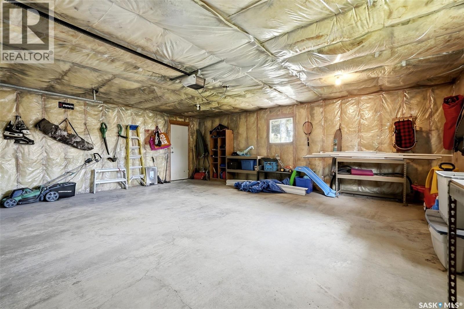 28 Cameron CRESCENT - 35