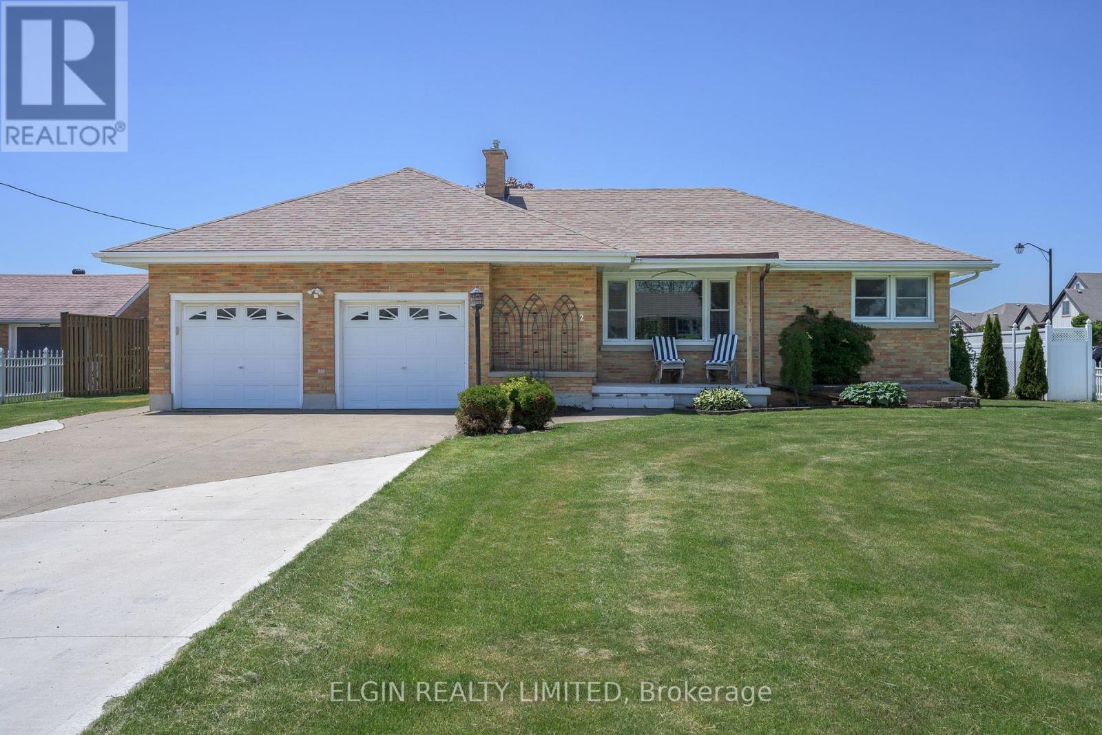 2 LYNDALE AVENUE - 1