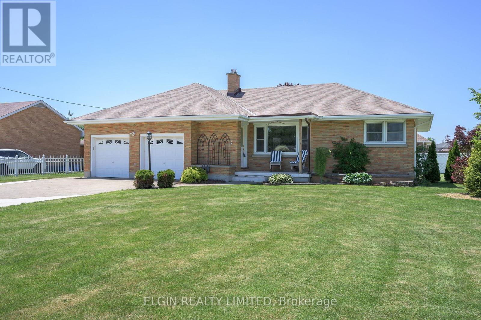2 LYNDALE AVENUE - 3