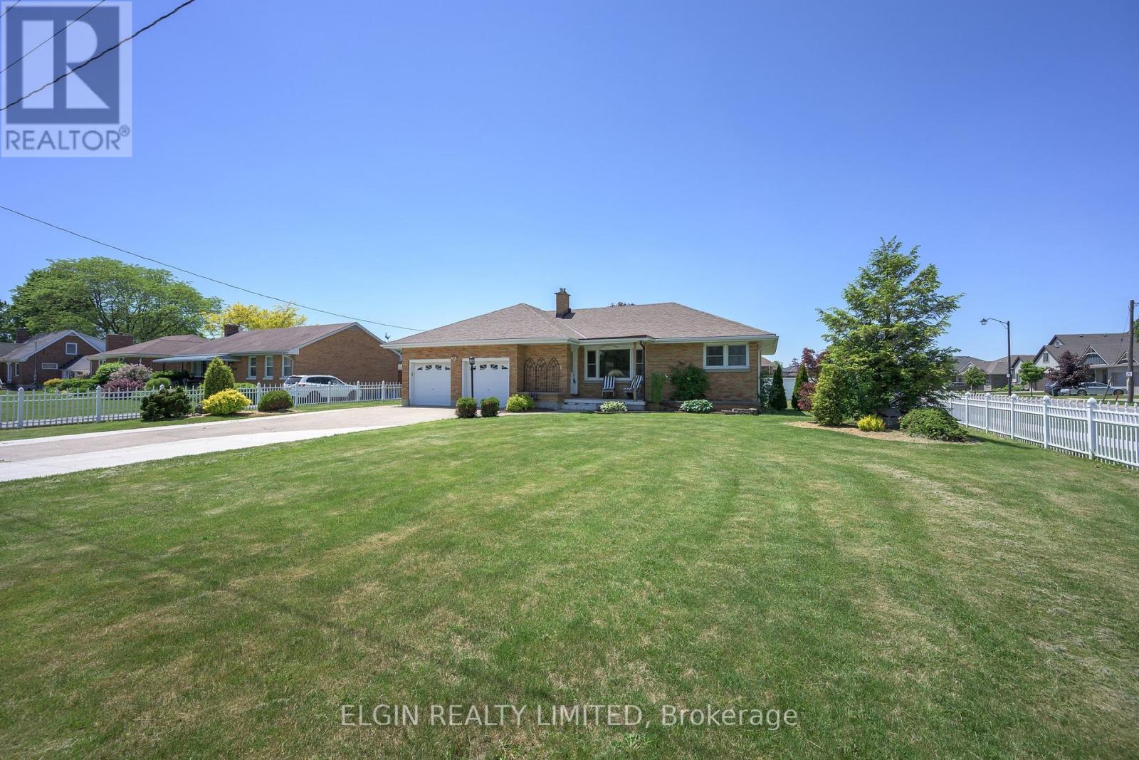 2 LYNDALE AVENUE - 4